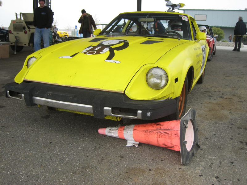 Illustration for article titled 24 Hours Of LeMons Arse Freeze-A-Palooza Über Gallery: Awesome Datsuns, Driven Nissans